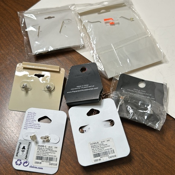 Earring assortment pierced nwt - Picture 2 of 8